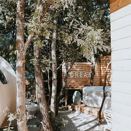 Atmosfera Bubble Glamping *