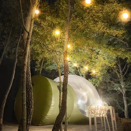 Atmosfera Bubble Glamping